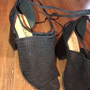 *Black Tie Up Booties